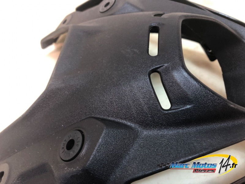 ENTOURAGE D'OPTIQUE YAMAHA MT09 SP 2021