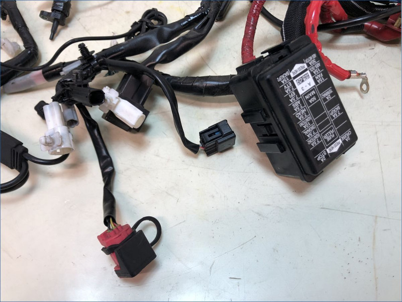 FAISCEAU YAMAHA MT09 SP 2021