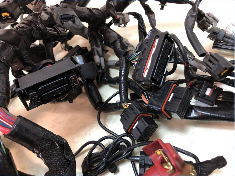 FAISCEAU YAMAHA MT09 SP 2021