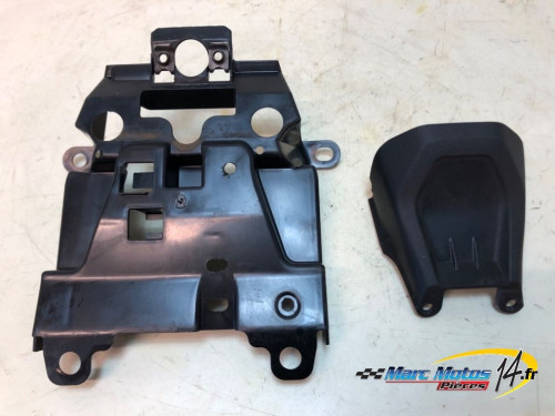 PLASTIQUES ET CAOUTCHOUCS DIVERS YAMAHA MT09 SP 2021