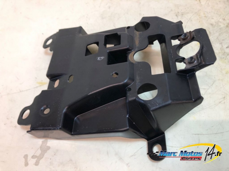 PLASTIQUES ET CAOUTCHOUCS DIVERS YAMAHA MT09 SP 2021