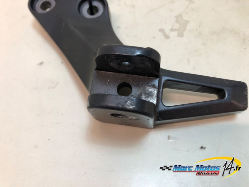 PLATINE ARRIERE GAUCHE YAMAHA MT09 SP 2021