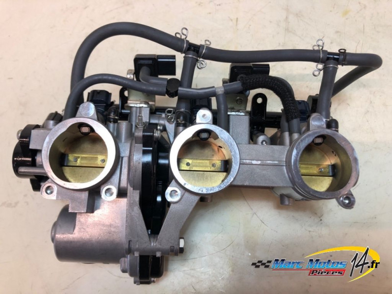 RAMPE D'INJECTION YAMAHA MT09 SP 2021