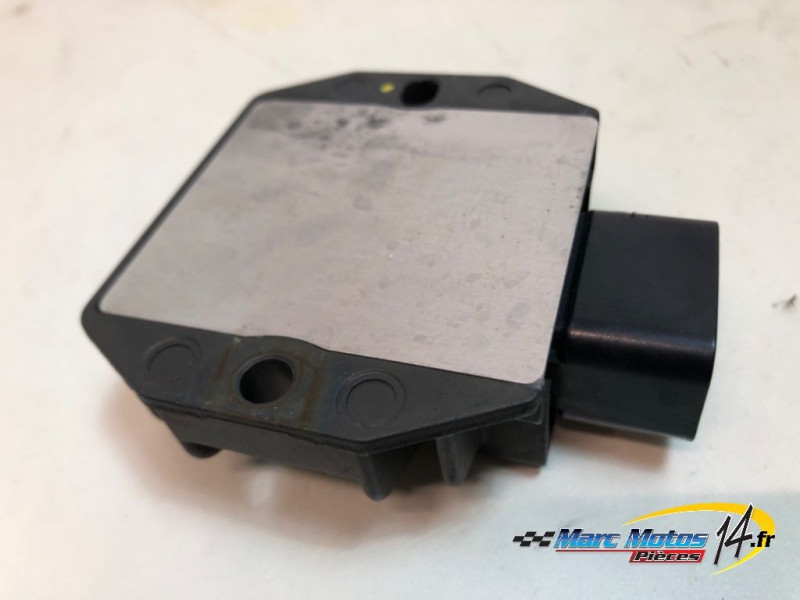 REGULATEUR YAMAHA MT09 SP 2021