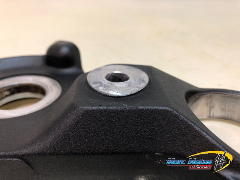 TE DE FOURCHE SUPERIEUR YAMAHA MT09 SP 2021