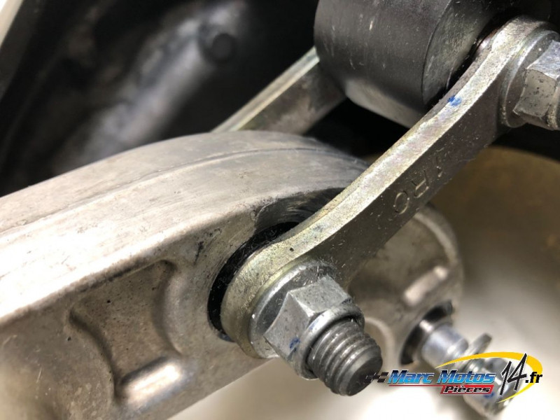 BRAS OSCILLANT YAMAHA MT09 2013