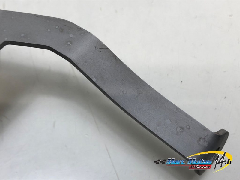 ECOPE DE RADIATEUR DROITE YAMAHA MT09 2013