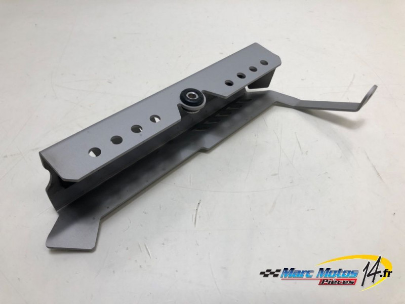 ECOPE DE RADIATEUR GAUCHE YAMAHA MT09 2013