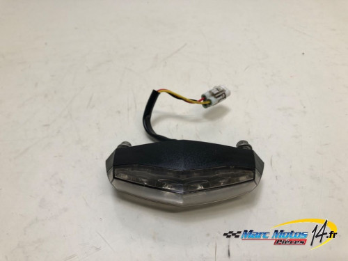 FEU ARRIERE YAMAHA MT09 2013