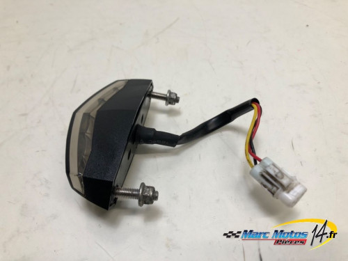 FEU ARRIERE YAMAHA MT09 2013