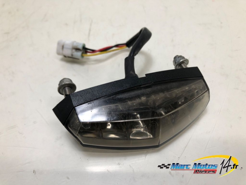 FEU ARRIERE YAMAHA MT09 2013