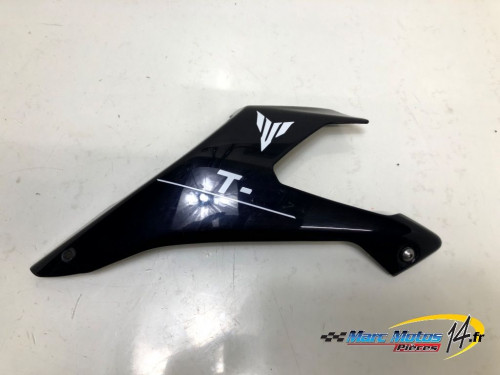 FLANC DE CARENAGE GAUCHE YAMAHA MT09 2013