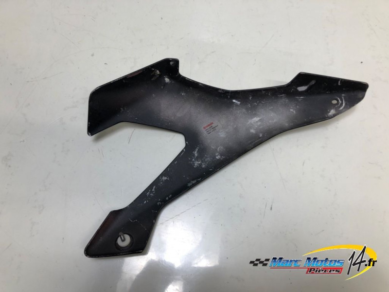 FLANC DE CARENAGE GAUCHE YAMAHA MT09 2013