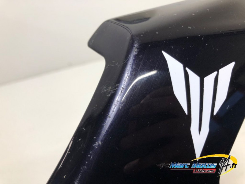 FLANC DE CARENAGE GAUCHE YAMAHA MT09 2013
