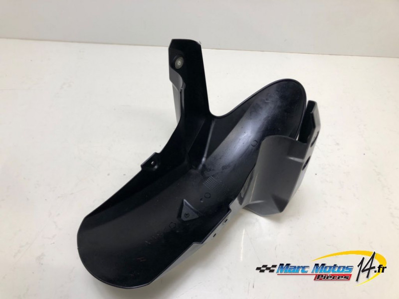 GARDE BOUE AVANT YAMAHA MT09 2013