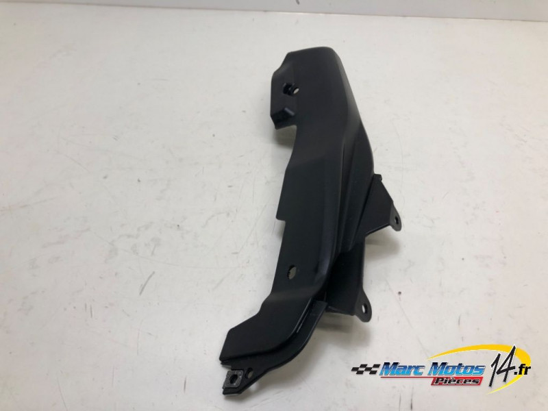 HABILLAGE DE CADRE DROIT YAMAHA MT09 2013