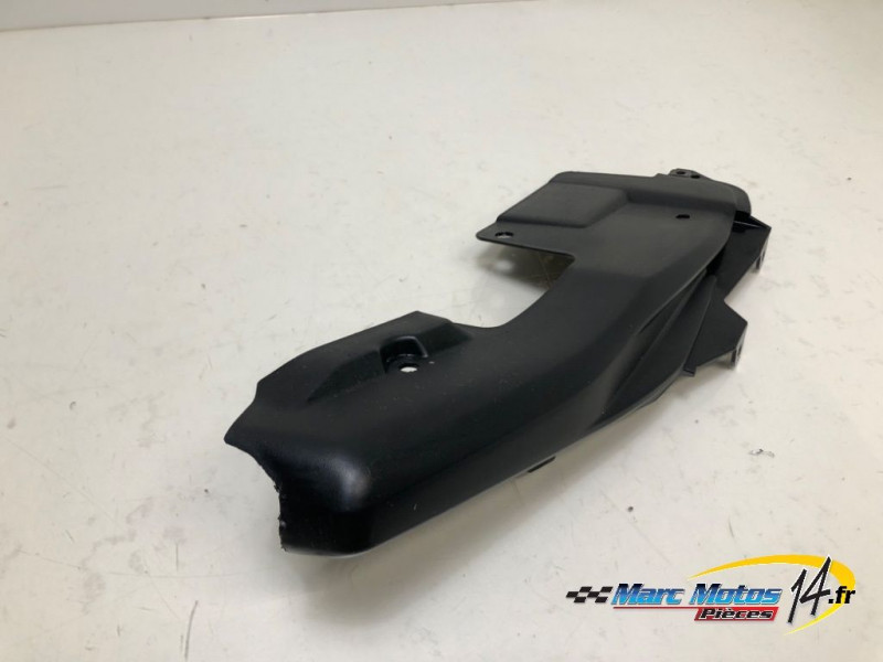 HABILLAGE DE CADRE GAUCHE YAMAHA MT09 2013