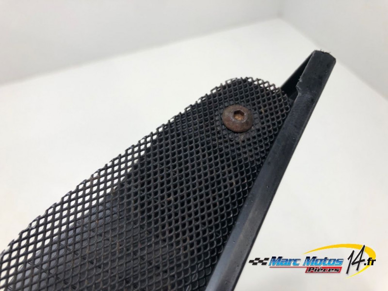 HABILLAGE DE CARENAGE GAUCHE YAMAHA MT09 2013