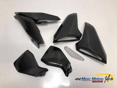 KIT CARENAGES YAMAHA MT09 2013