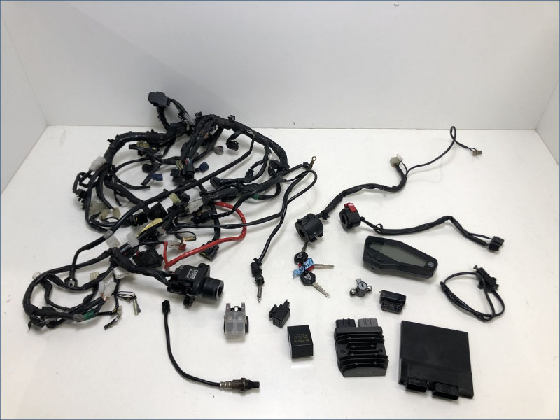 MECANIQUE COMPLETE YAMAHA MT09 2013