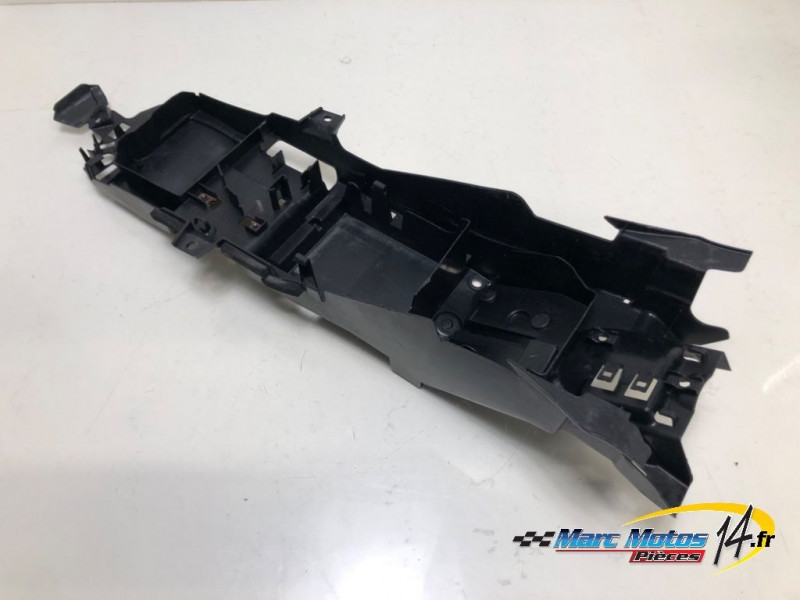 PASSAGE DE ROUE YAMAHA MT09 2013