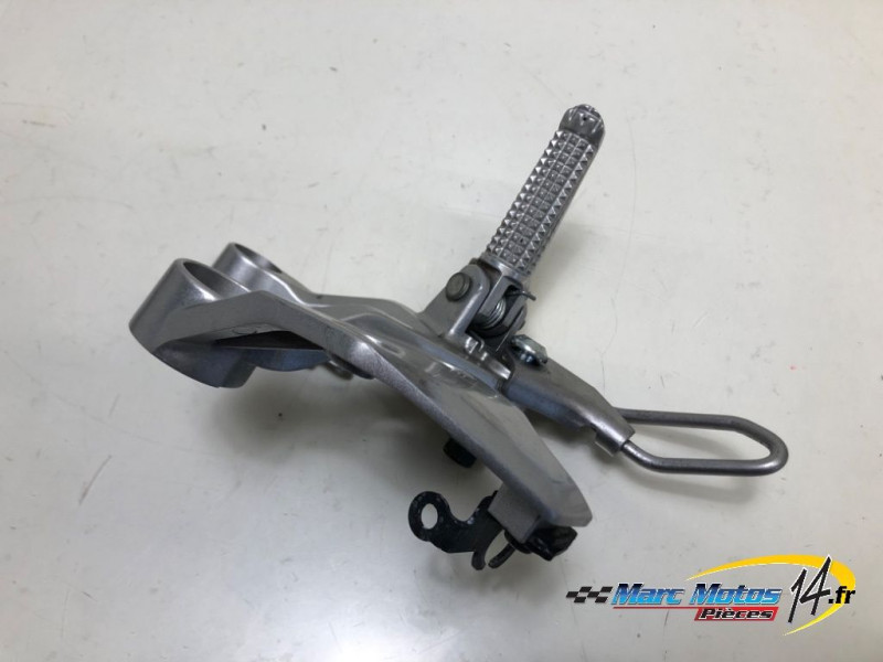 PLATINE AVANT DROITE YAMAHA MT09 2013