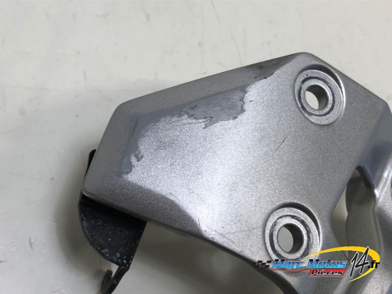 PLATINE AVANT DROITE YAMAHA MT09 2013