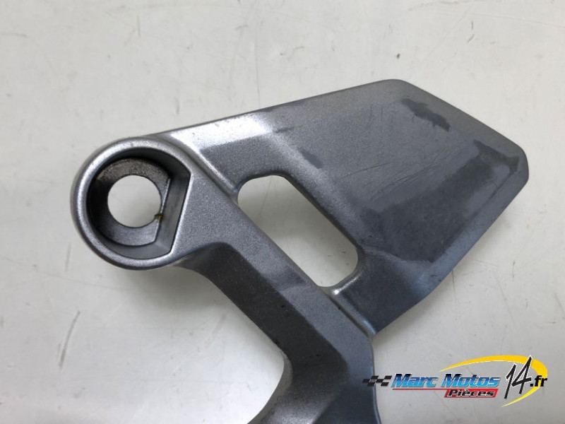 PLATINE AVANT GAUCHE YAMAHA MT09 2013