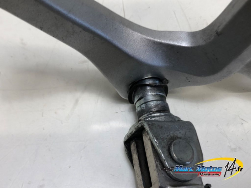 PLATINE AVANT GAUCHE YAMAHA MT09 2013