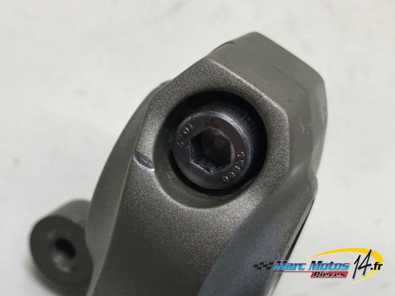 PONTET DE GUIDON YAMAHA MT09 2013