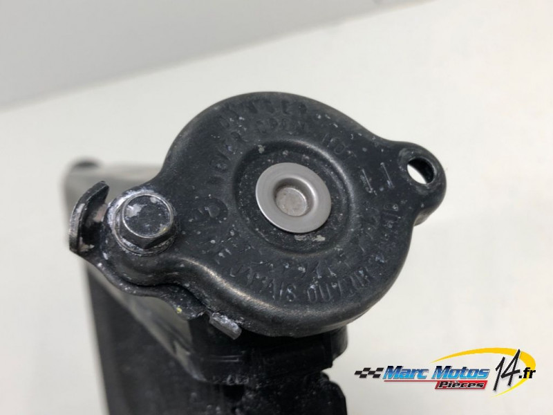 RADIATEUR D'EAU YAMAHA MT09 2013