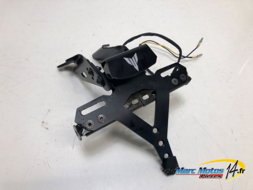 SUPPORT DE PLAQUE YAMAHA MT09 2013