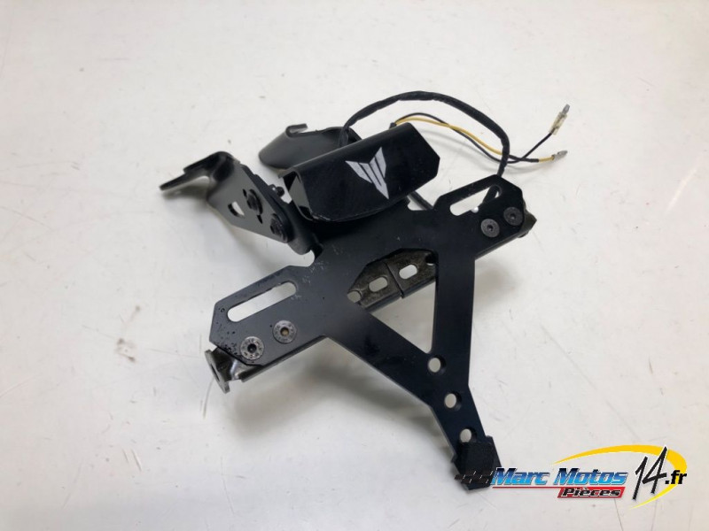 SUPPORT DE PLAQUE YAMAHA MT09 2013