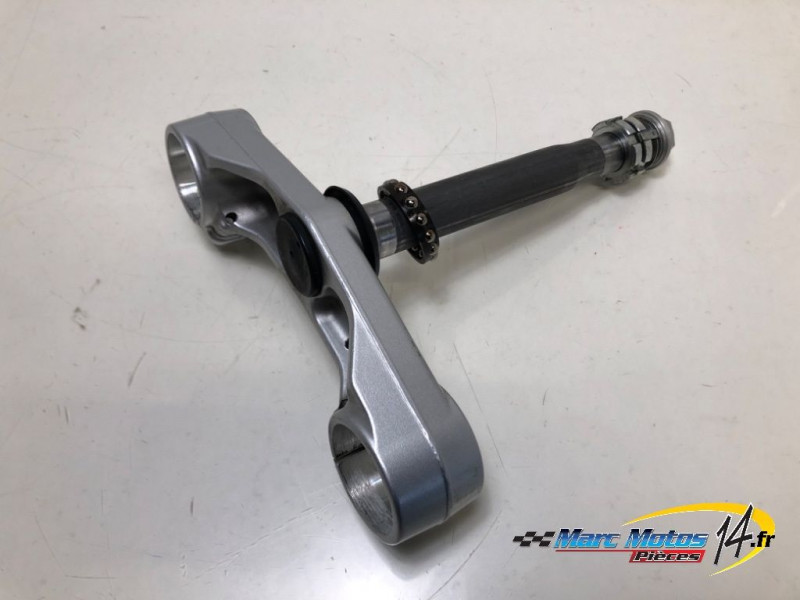 TE DE FOURCHE INFERIEUR YAMAHA MT09 2013