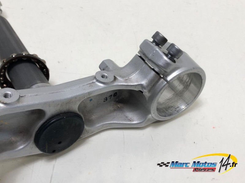 TE DE FOURCHE INFERIEUR YAMAHA MT09 2013