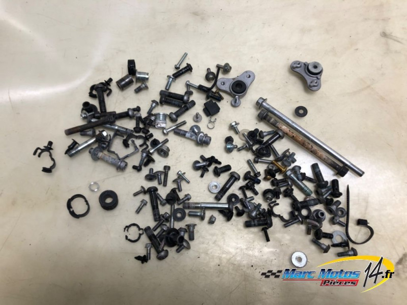 VISSERIE YAMAHA MT09 2013