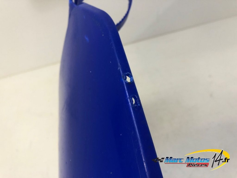 HABILLAGE DE TETE DE FOURCHE SUPERIEUR YAMAHA 125 DTR 2005