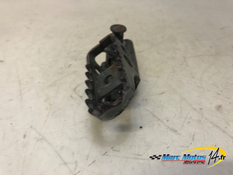 REPOSE-PIED AVANT DROIT YAMAHA 125 DTR 2005