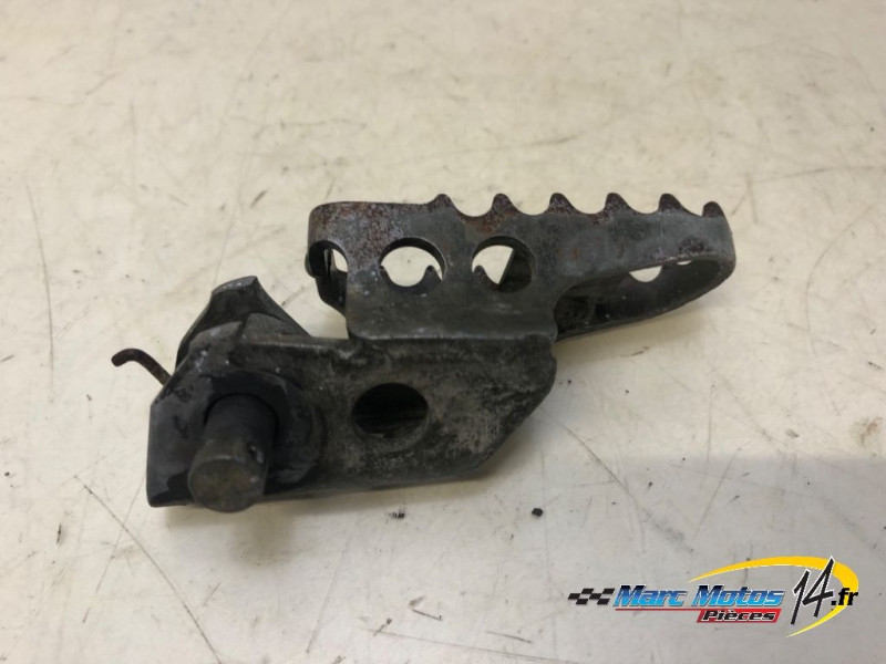 REPOSE-PIED AVANT DROIT YAMAHA 125 DTR 2005
