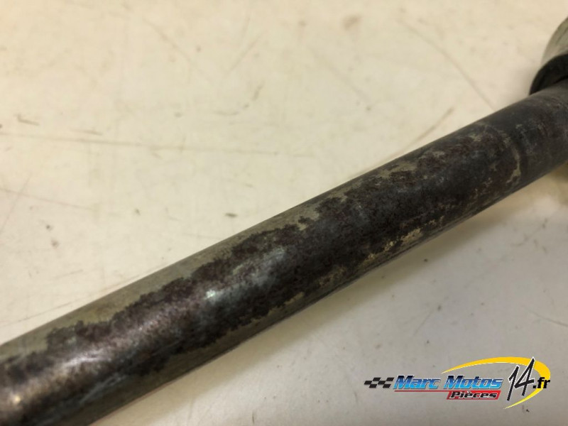AXE DE ROUE ARRIERE MBK 50 X LIMIT 2009