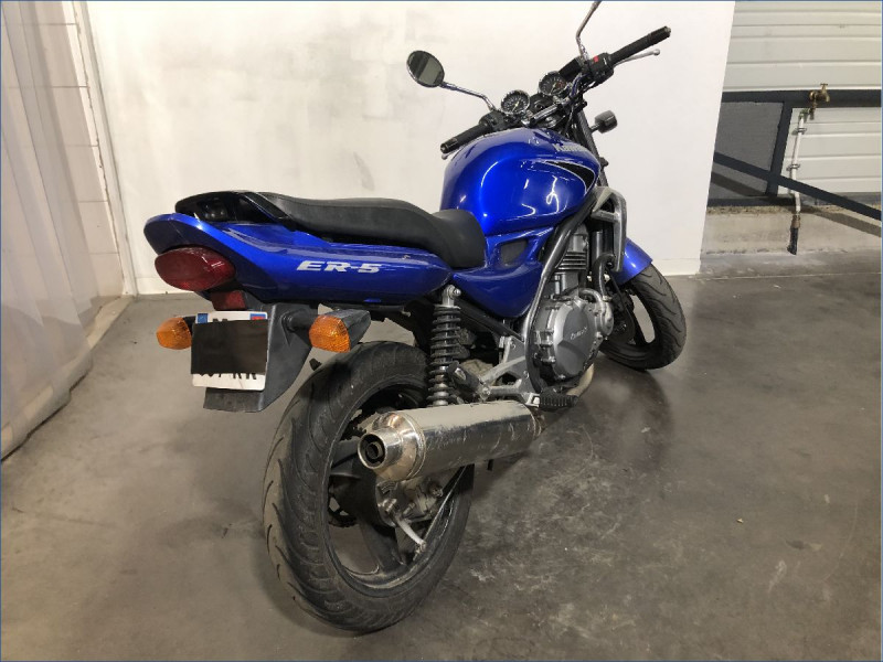 KAWASAKI ER5 