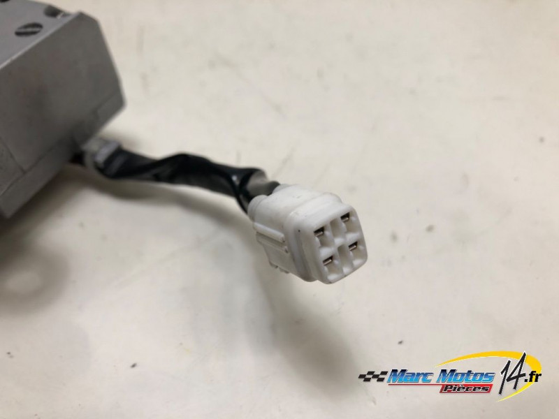 BOITIER ELECTRONIQUE DIVERS YAMAHA 530 TMAX DX 2017