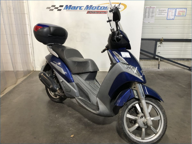 PEUGEOT 250 GEOPOLIS 