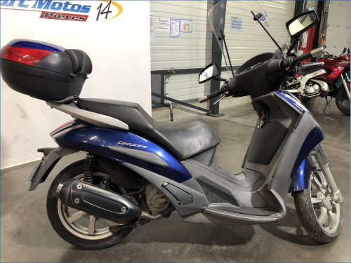 PEUGEOT 250 GEOPOLIS 