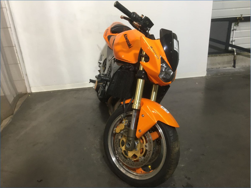 KAWASAKI Z1000 