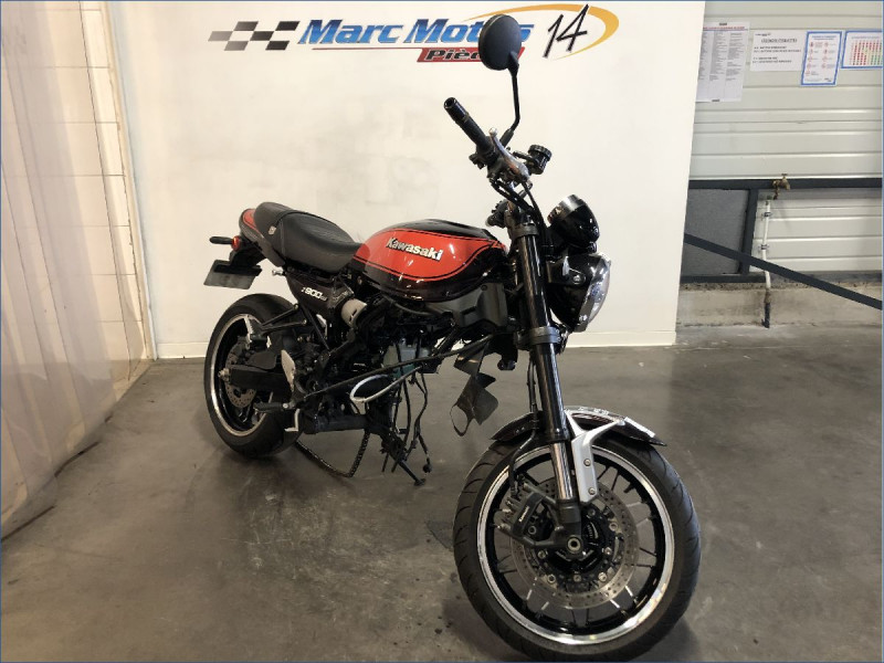KAWASAKI Z900 RS 