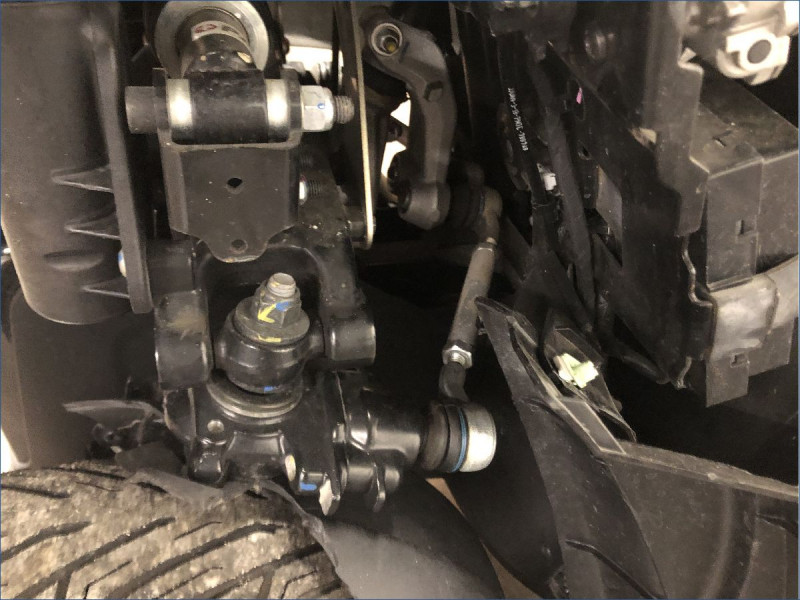 PEUGEOT 400 METROPOLIS RS