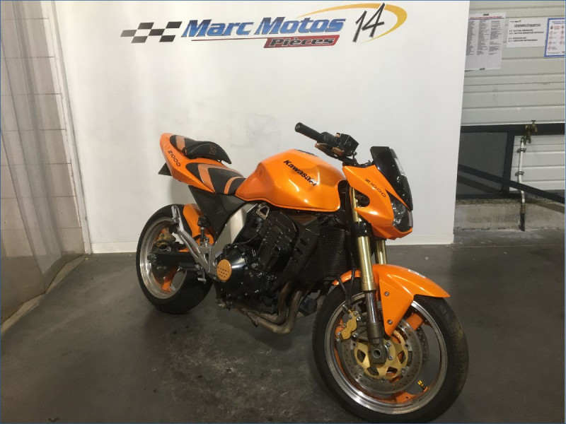 KAWASAKI Z1000 