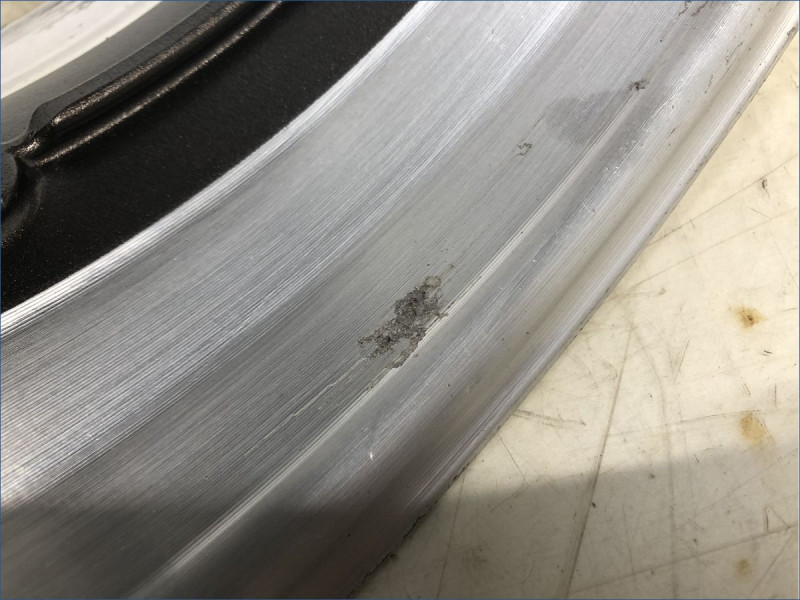 JANTE ARRIERE YAMAHA 530 TMAX 2012