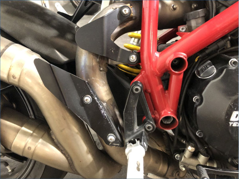 DUCATI 848 STREETFIGHTER 